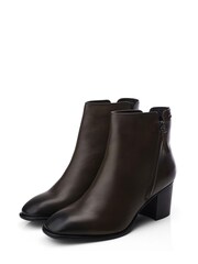 Moda in Pelle Lakayla Black Block Heel Ankle Boots With Decorative Outside Zip - Image 2 of 4