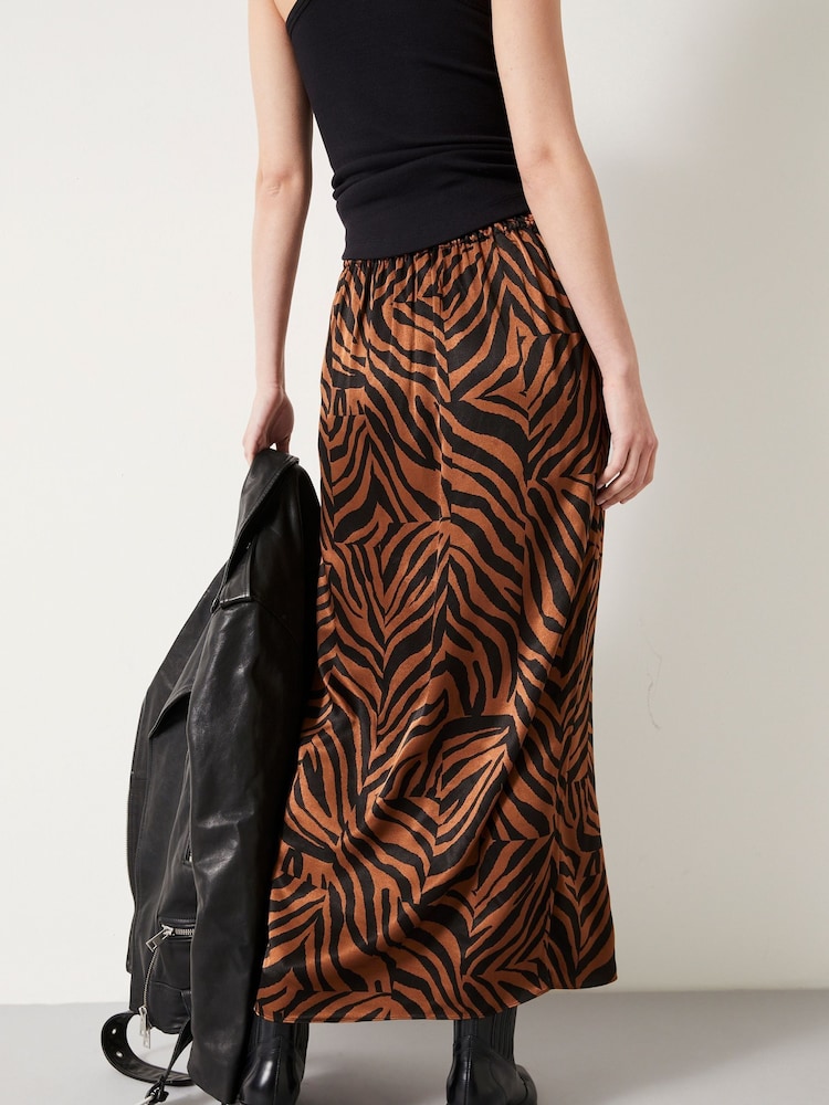 Hush Brown Gia Split Maxi Skirt - Image 2 of 5