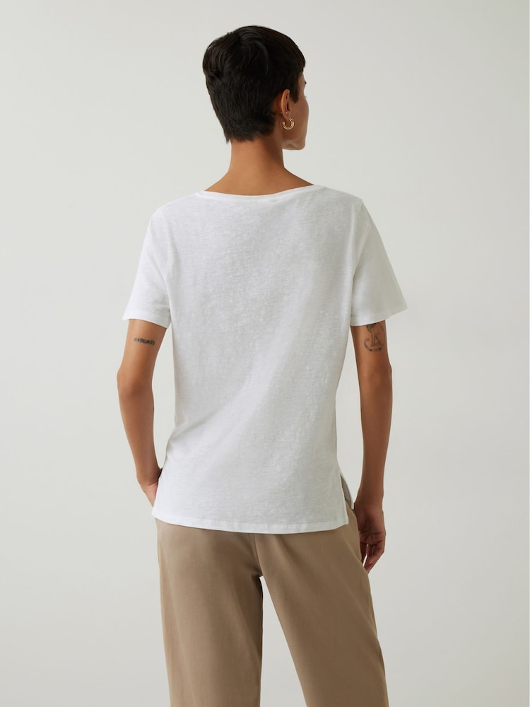 Hush White Kali 100% Cotton Slub V-Neck T-Shirt - Image 2 of 4
