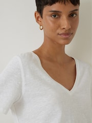 Hush White Kali 100% Cotton Slub V-Neck T-Shirt - Image 3 of 4