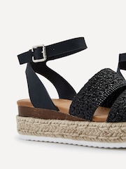 Schwarz - Linzi Daria Inspired Espadrilles mit Plateau-Keilabsatz und zwei Riemen - Bild 5 von 5