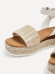 Gold - Linzi Anya Zweiteilige Espadrille-Sandalen mit Plateausohle und Keilabsatz - Bild 4 von 5