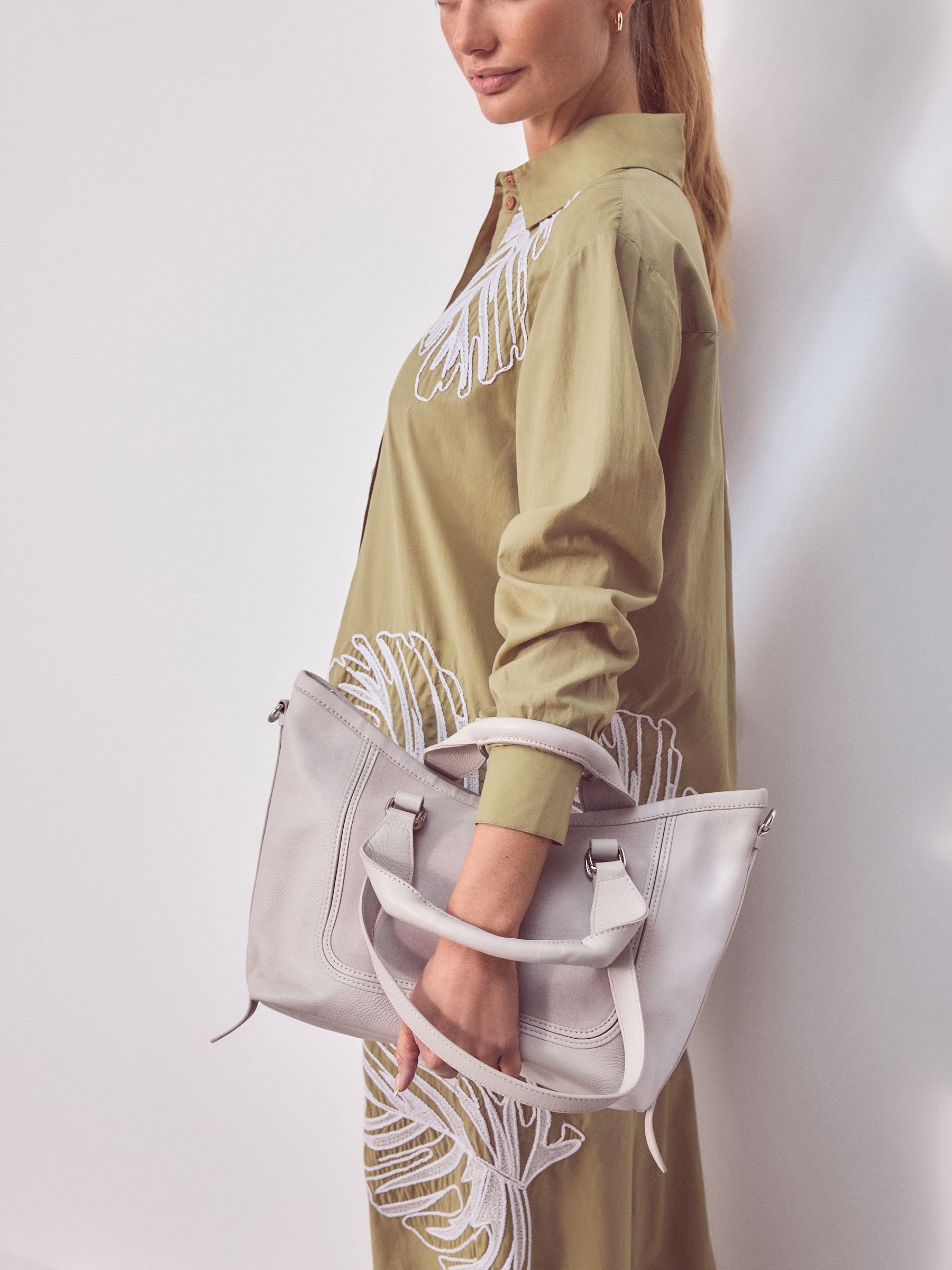 Cream grab bag outlet