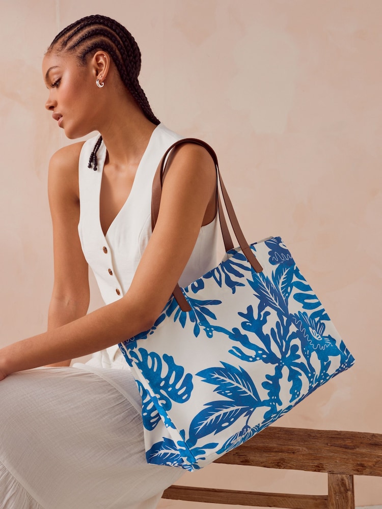 Print Beach 100% Cotton Bag - Image 1 of 8
