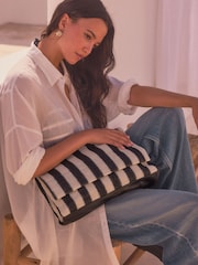 Monochrom - Gewebte Clutch - Bild 3 von 9