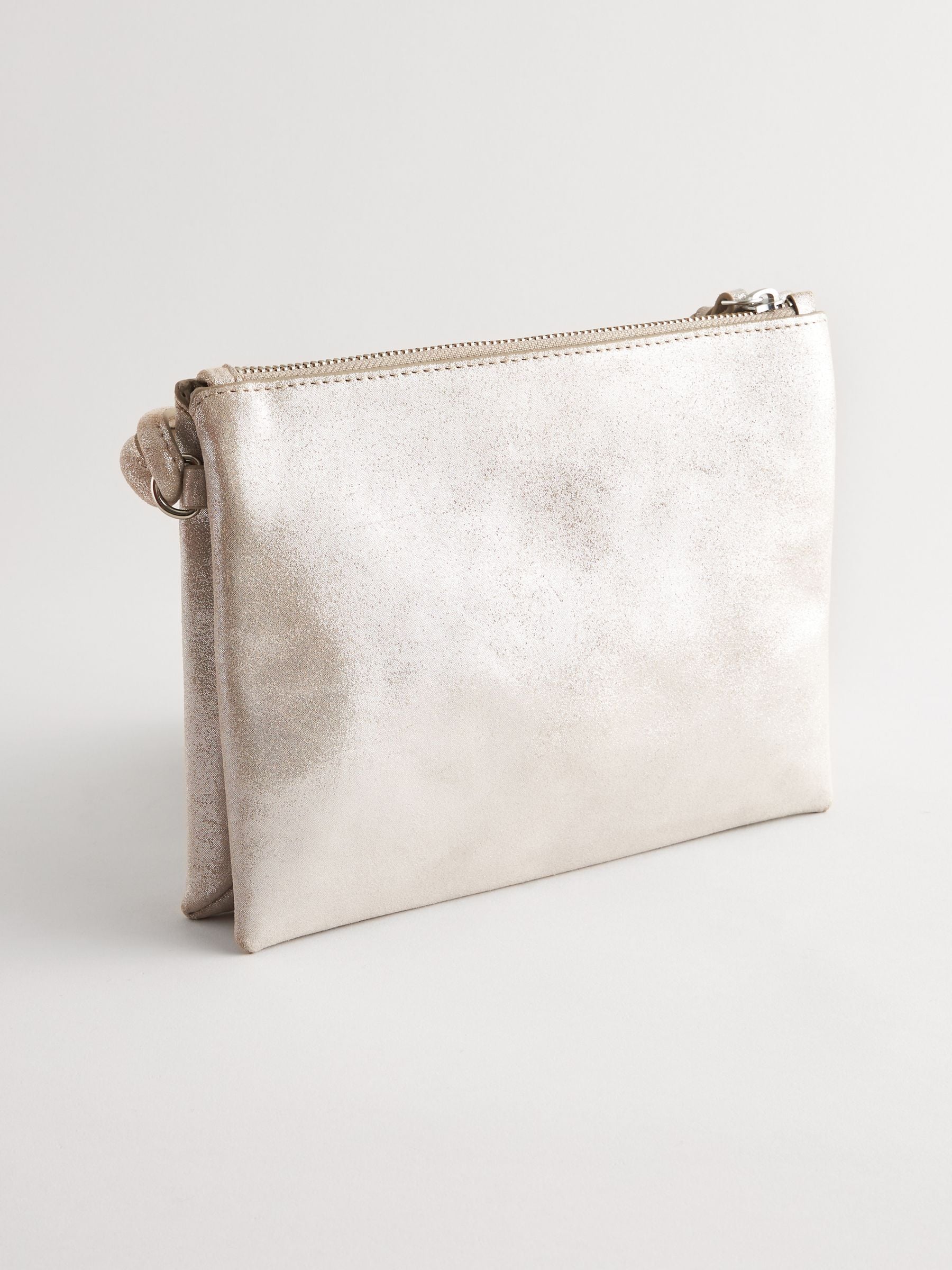 Silver chain cross body bag 2025