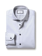 Charles Tyrwhitt Bügelfreies, gepunktetes Hemd mit Stretch-Anteil und Struktur aus 100% Baumwolle - Bild 4 von 5