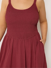 Yours Curve Red Shirred Sundress - Image 4 of 5