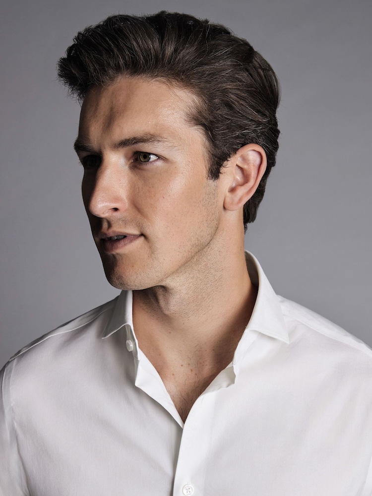 Charles Tyrwhitt Bügelfreies Twillhemd mit Stretch in schmaler Passform - Bild 2 von 6