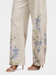 Forever New Soleil Floral Placement Printed Trousers Contains Linen - Bild 3 von 5