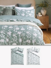 2 Pack Green/White Floral Reversible Duvet Cover and Pillowcase Set - Image 1 of 7