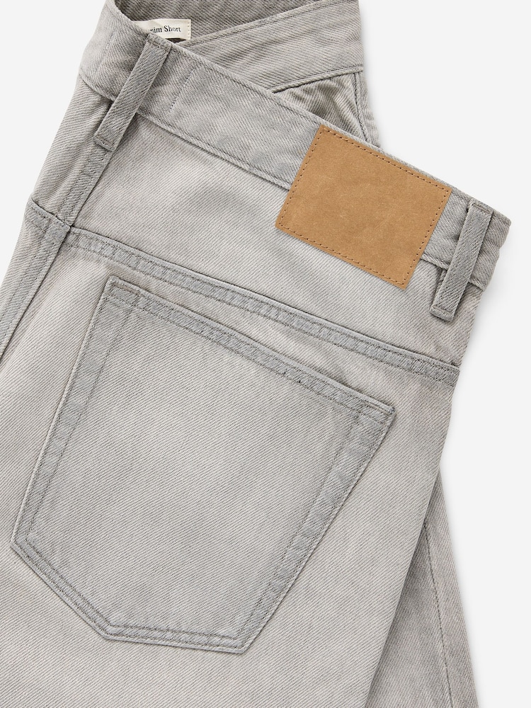 Cotton On Grey Baggy Denim Shorts - Image 8 of 8