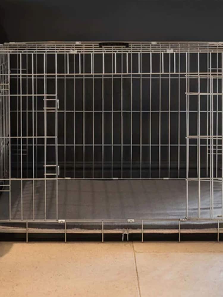 Lords and Labradors Grey Essentials Twill Dog Crate Mat - Image 2 of 5