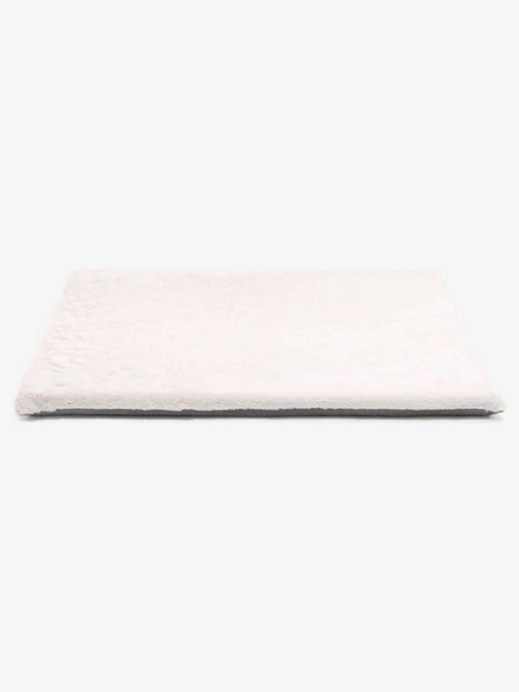 Lords and Labradors Grey Essentials Twill Dog Crate Mat - Image 5 of 5