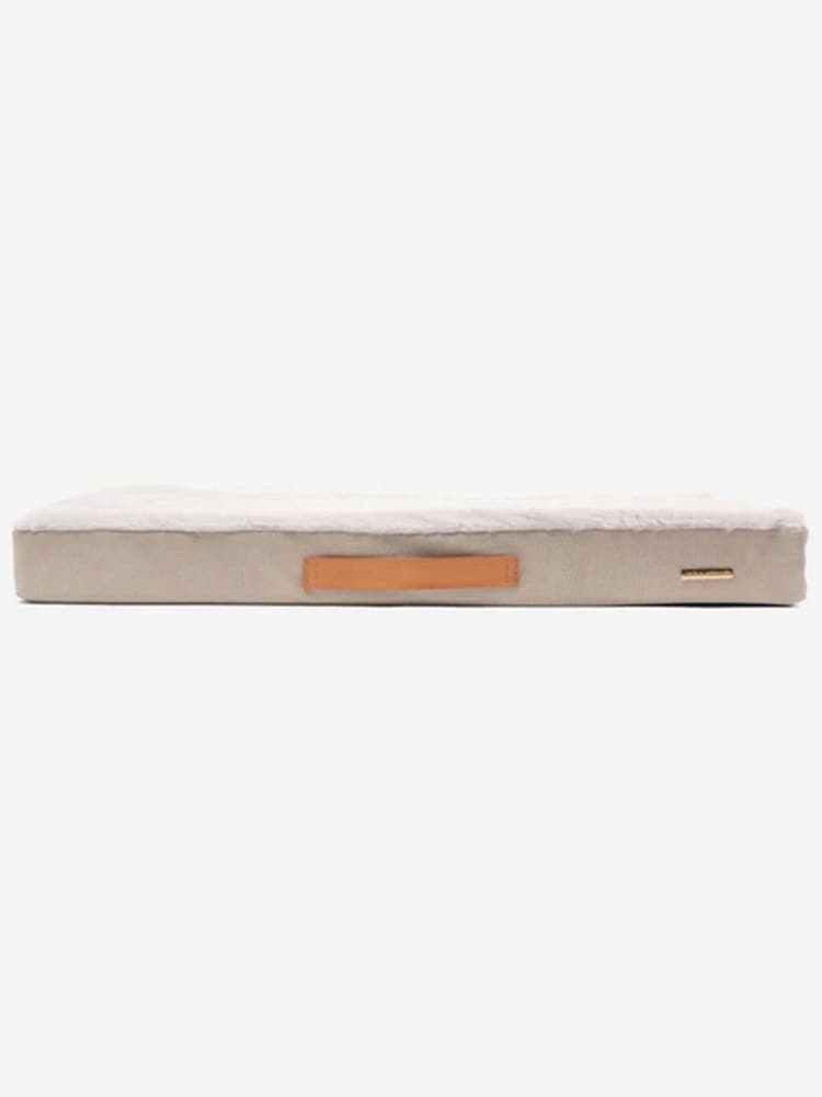 Lords and Labradors Natural Essentials Twill Orthopaedic Dog Mattress - Image 4 of 4