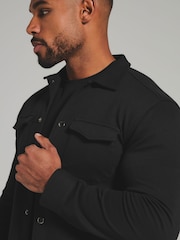 أسود - سترة خفيفة تويل جيرسيه بقصّة تُبرز العضلات من Tailored Athlete - صورة 5 من 7