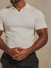 Cream - Tailored Athlete Muscle Fit Open Collar Knitted Polo Shirt - Bild 3 von 6
