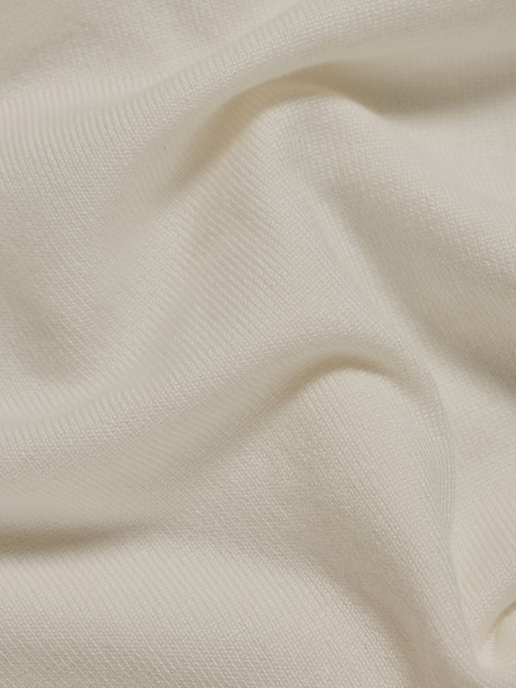 Cream - Tailored Athlete Muscle Fit Open Collar Knitted Polo Shirt - Bild 6 von 6 Cream - Tailored Athlete Muscle Fit Open Collar Knitted Polo Shirt - Bild 6 von 6