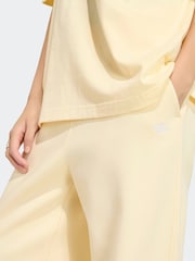 adidas Originals Yellow Essentials Wide Leg Pant Fleece - Image 4 of 6