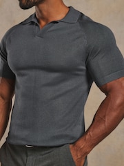 Grau - Tailored Athlete Muscle Fit Open Collar Knitted Polo Shirt - Bild 5 von 6