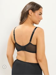 Yours Curve White Lace Trim Bras 2 Pack - Image 4 of 8