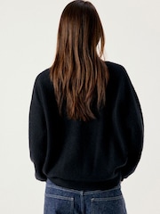 American Vintage Black Damsville V-Neck Jumper - Image 2 of 2
