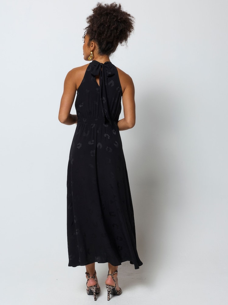 SCAMP & DUDE Jacquard Halter Neck Midi Dress - Bilde 2 av 6 SCAMP & DUDE Jacquard Halter Neck Midi Dress - Bilde 2 av 6