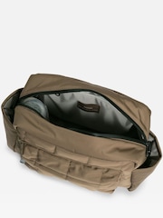 Finnson Mocha Freya Oversized Stroller Organiser Compact Changing Bag with Stroller Clips - Image 5 of 6
