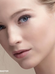 Bobbi Brown Skin Long-Wear Weightless Foundation SPF 15 - Image 3 of 3