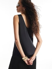 שחור - River Island גופייה עם כתפיות דקות וצווארון עגול עמוק - תמונה 4 מתוך 4