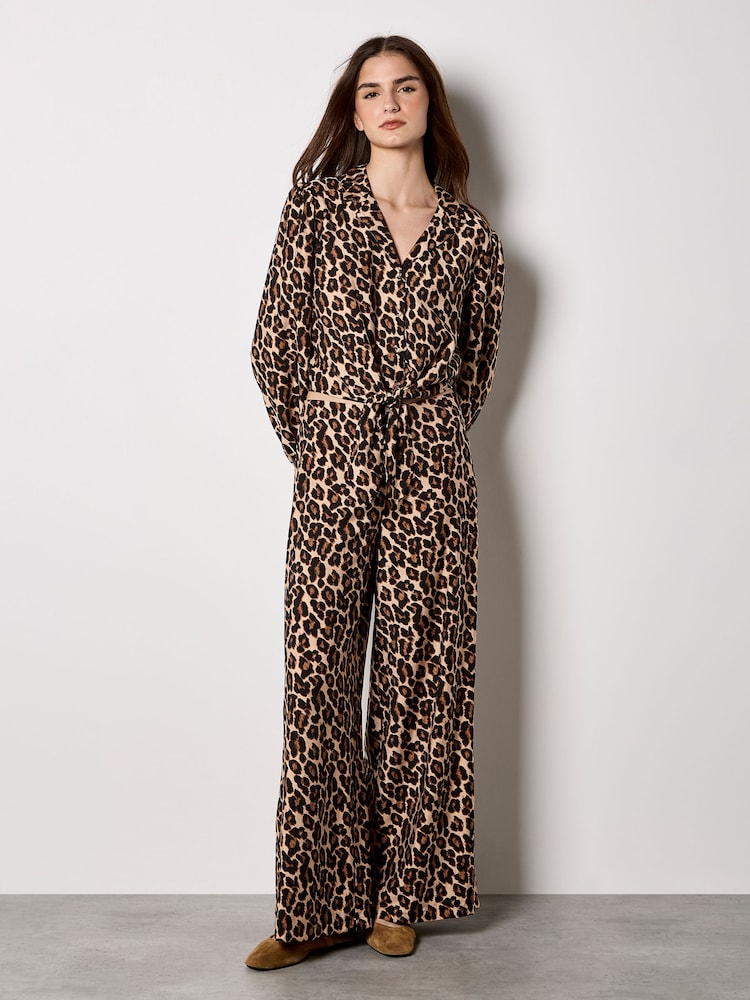 Apricot Brown Leopard Print Wide-Leg Trousers - Image 2 of 4 Apricot Brown Leopard Print Wide-Leg Trousers - Image 2 of 4