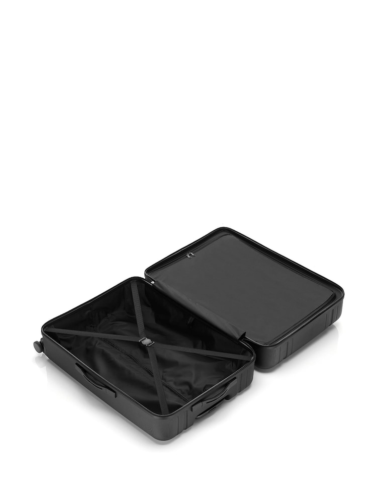 Tripp Black Arrival Large 77cm Suitcase - Image 4 of 4 Tripp Black Arrival Large 77cm Suitcase - Image 4 of 4