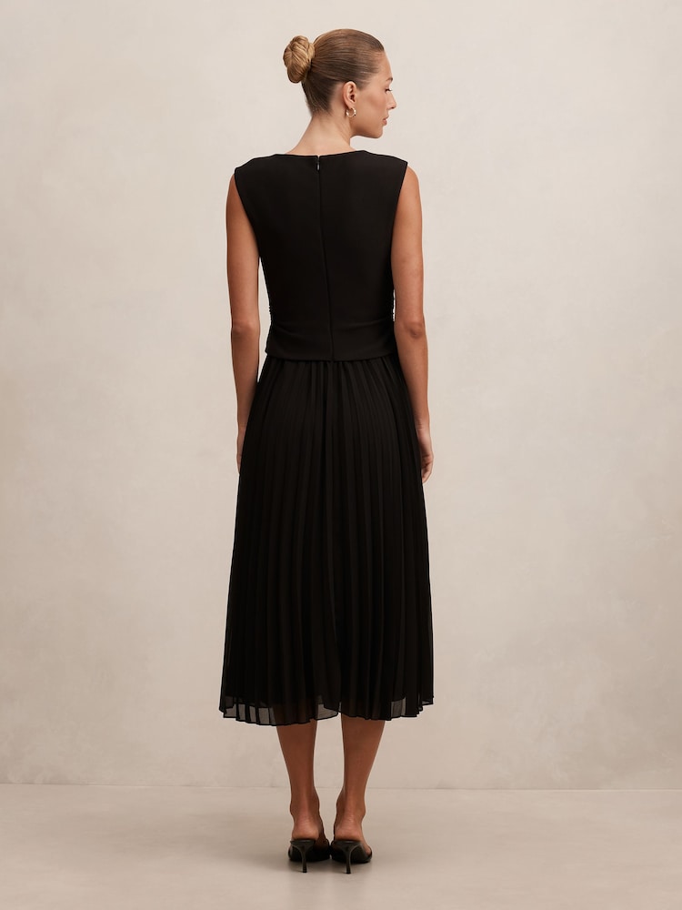 Forever New Black Emilia 2 in 1 Pleated Midi Dress - Image 2 of 4 Forever New Black Emilia 2 in 1 Pleated Midi Dress - Image 2 of 4