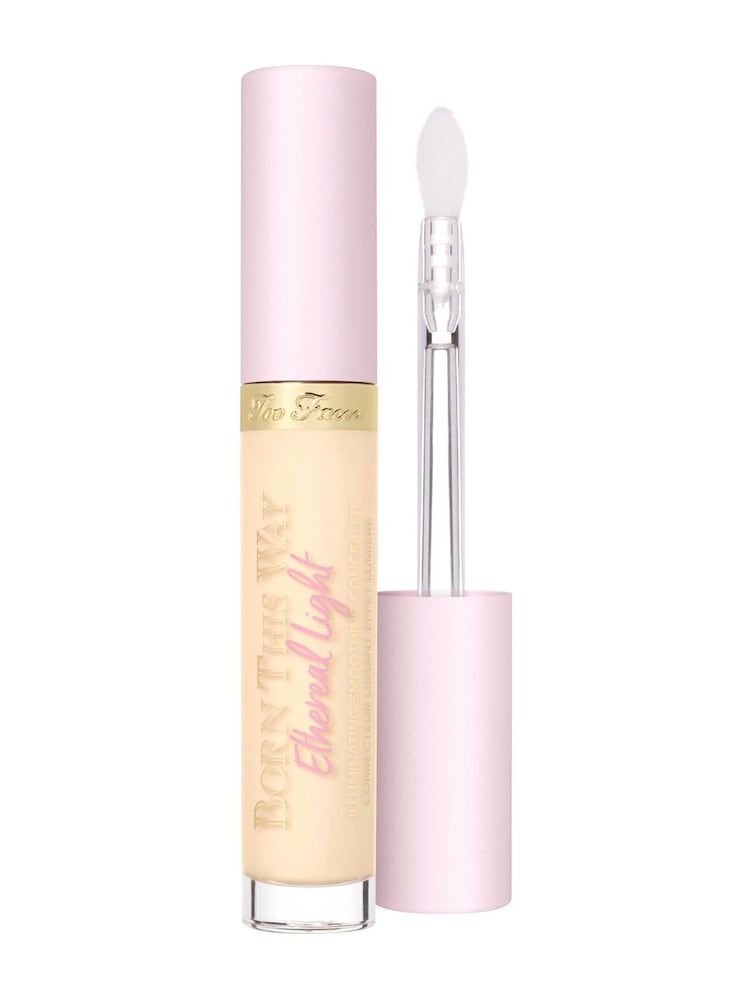 Too Faced Born This Way Ethereal Light Illuminating Smoothing Concealer 5ml - Image 1 of 3