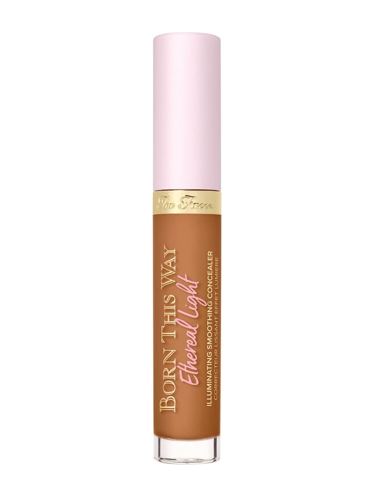 Too Faced Born This Way Ethereal Light Illuminating Smoothing Concealer 5ml - Image 2 of 3