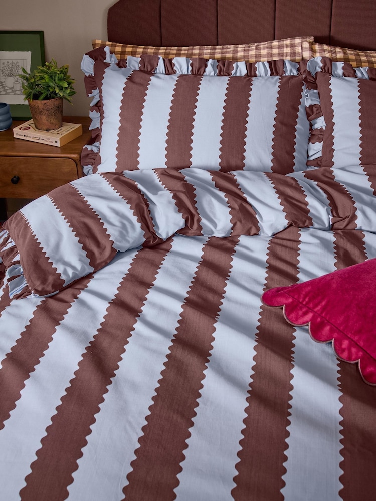 Wylder BlueChocolate Birdie Stripe Ruffle Duvet Cover Pillowcase Set - Image 2 of 3