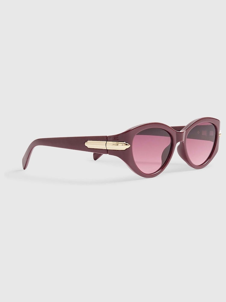 River Island Red Cat Eye Slim Sunglasses - Image 1 of 4 River Island Red Cat Eye Slim Sunglasses - Image 1 of 4