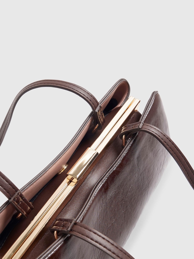 River Island Red Metal Frame Shoulder Bag - Image 5 of 5 River Island Red Metal Frame Shoulder Bag - Image 5 of 5