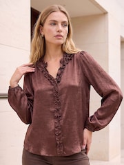 Қоңыр - Roman Crinkle Satin Frill V-Neck Top - 4суретінің 1 суреті