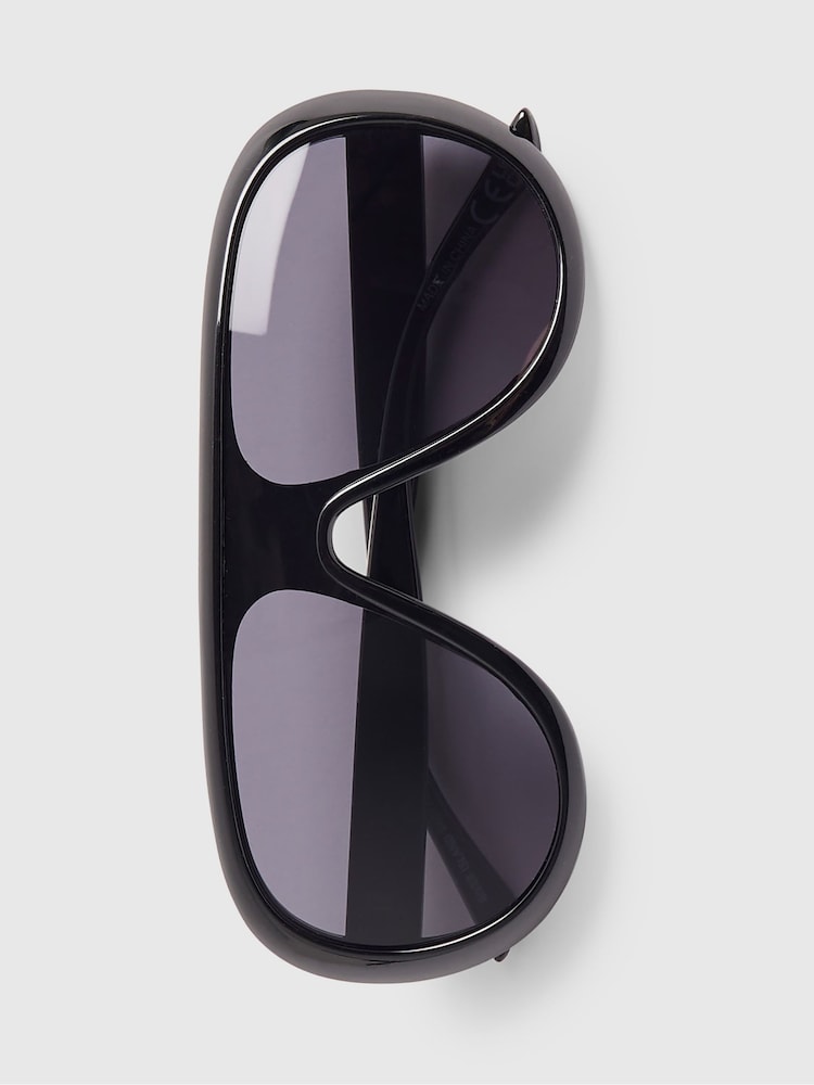 River Island Black Oversized Sunglasses - Image 4 of 4