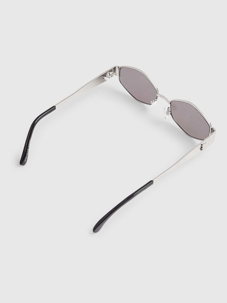River Island Slim Hexangonal Sunglasses - Imagen 2 de 4