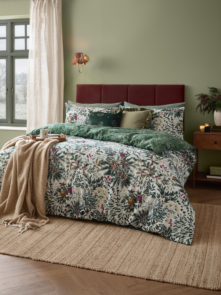 Wylder Pine Green Winter Foliage Reversible Brushed Cotton Duvet Set - Image 1 of 3