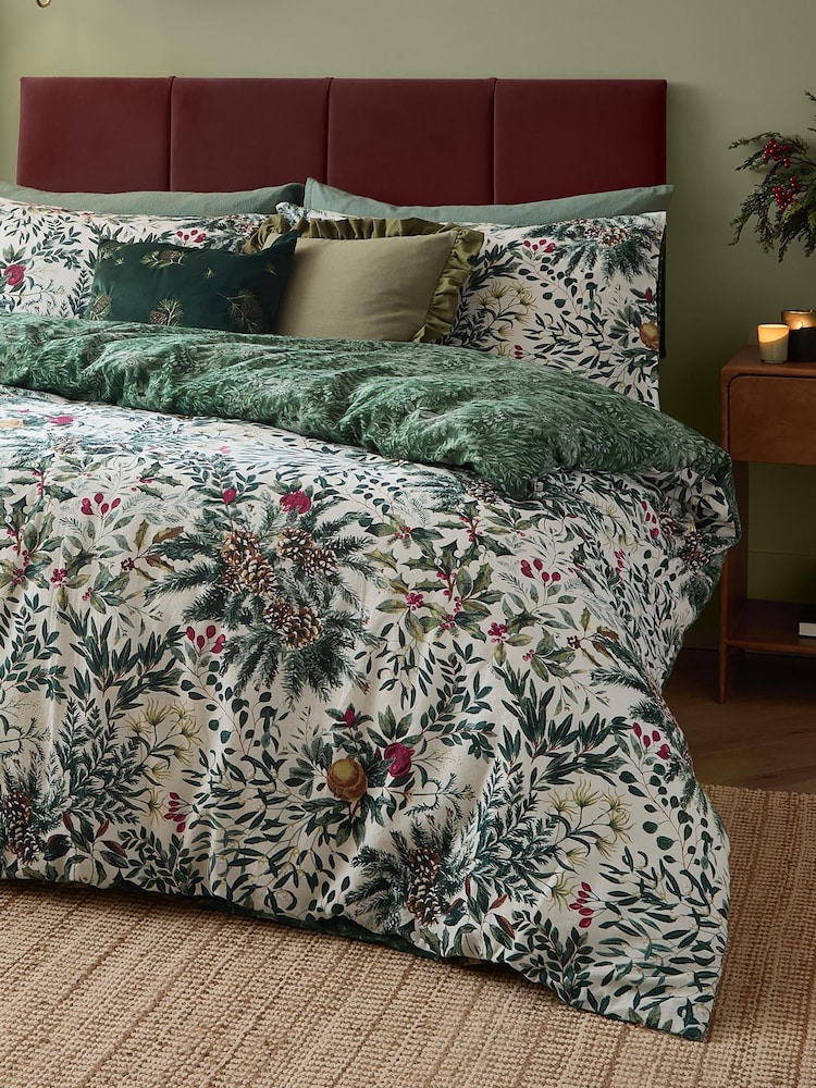 Wylder Pine Green Winter Foliage Reversible Brushed Cotton Duvet Set - Image 3 of 3