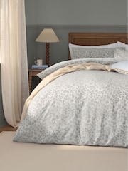 Wylder Grace Leaf Jacquard Satin Duvet Cover Set - 画像 3 / 3