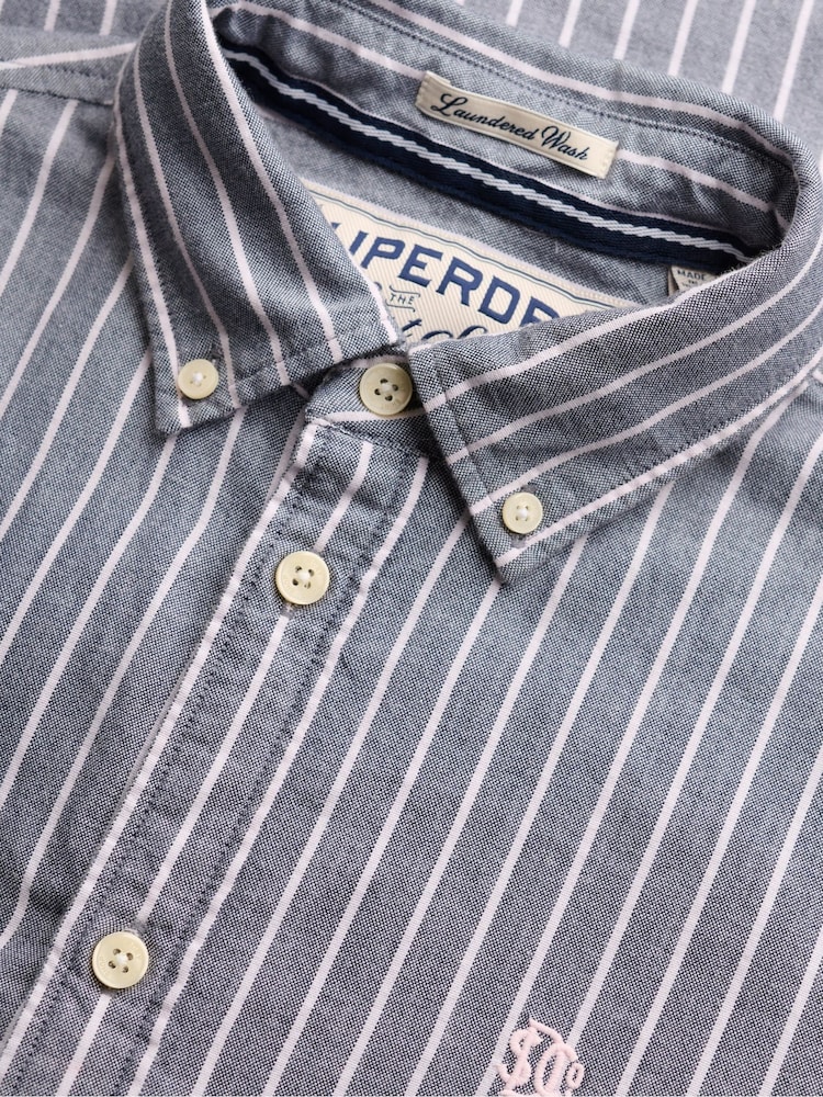 Superdry חולצת אוקספורד מכופתרת בגזרה צרה עם שרוול ארוך - תמונה 6 מתוך 6