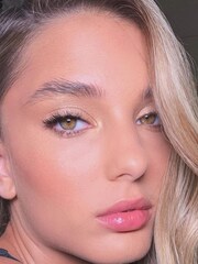 ICONIC London Sheer Blush - Image 4 of 4