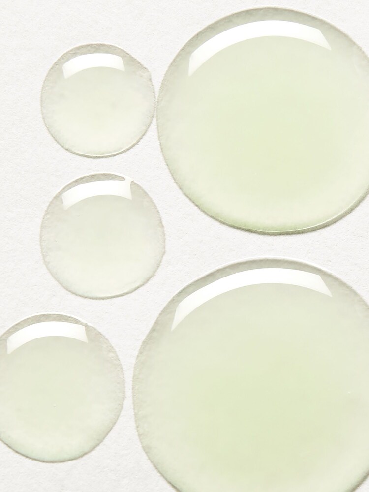 ELEMIS Superfood CICA Calm Hydration Juice 50ml - Image 2 of 3