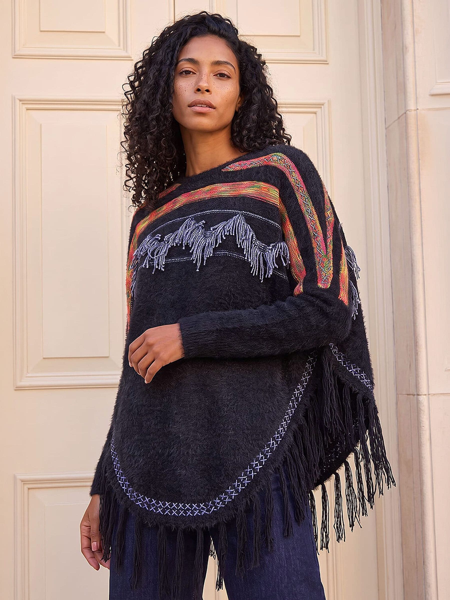 Roman Women's Black Jacquard Tassel Knit Jumper Size 18 - Image 2