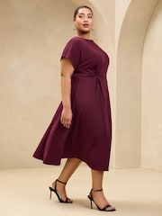 Lipsy Burgundy Red Curve Side Knot Short Sleeve Midi Dress - Image 3 of 4