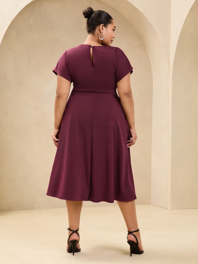 Lipsy Burgundy Red Curve Side Knot Short Sleeve Midi Dress - Image 4 of 4